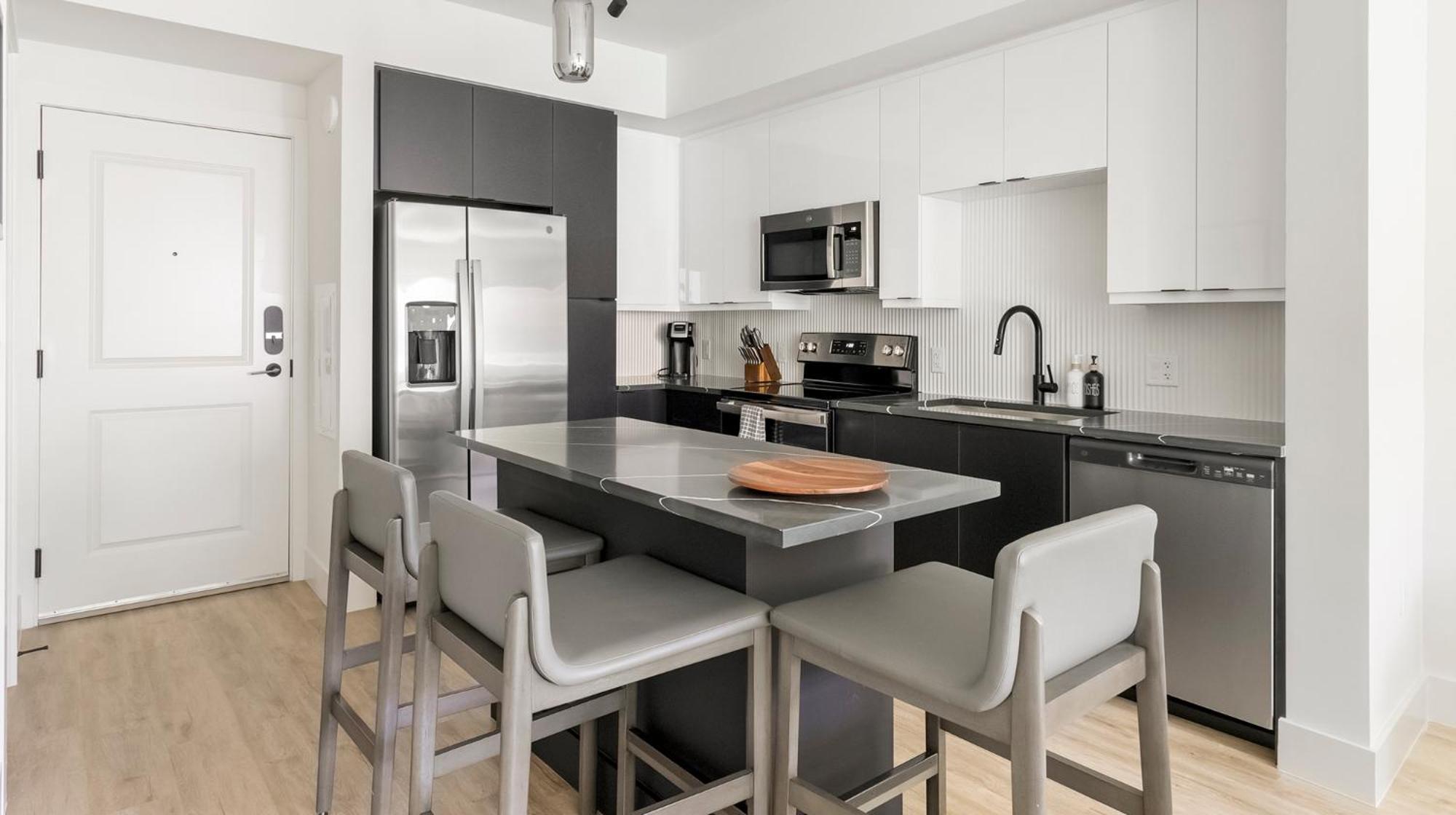 Tortoise One Apartments By Barsala West Palm Beach Bagian luar foto